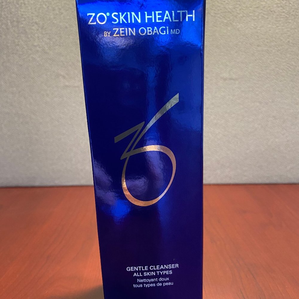 ZO Skin Heath by Zein Obagi, MD Gentle Skin Cleanser 6.7 oz./200 ml.